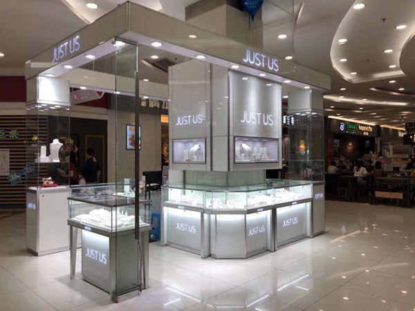 玻璃珠寶展柜設(shè)計,鴻鈦珠寶展柜廠家