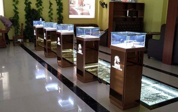 博物館展柜廠家實(shí)力展示設(shè)計很關(guān)鍵