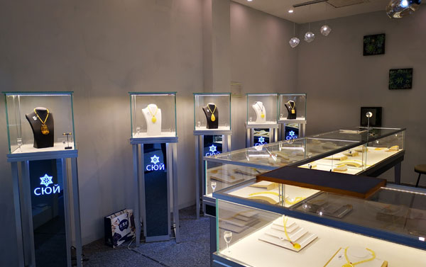 博物館玻璃展柜選擇哪家廠家定制更靠譜？