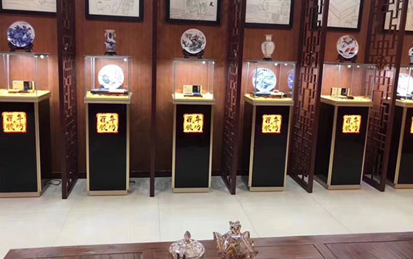 珠寶柜臺展示柜廠家哪些服務(wù)質(zhì)量比較好？